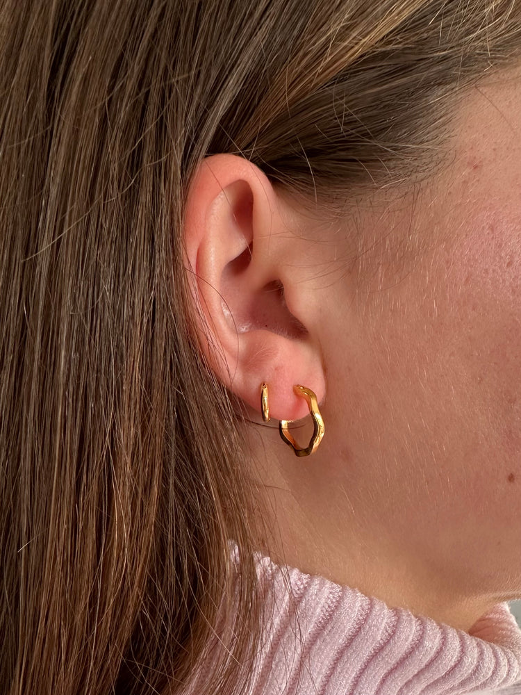Wavy Gold Hoop Earrings
